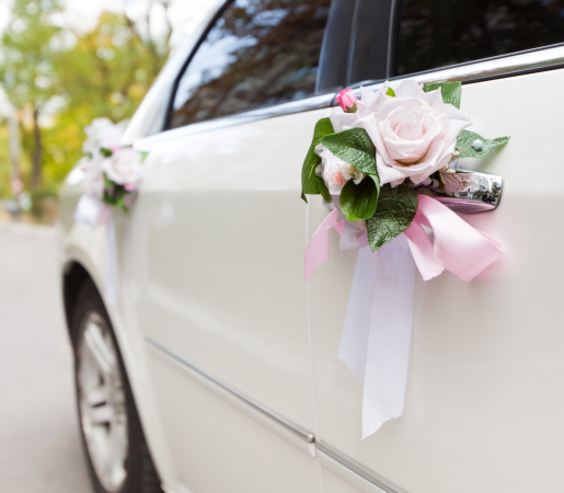 Local airport shuttle service in Aurora, Wedding transportation limousine in Aurora, Illinois, Airport Shuttle Service, from Stop & Go Limo Airport Shuttle Service.