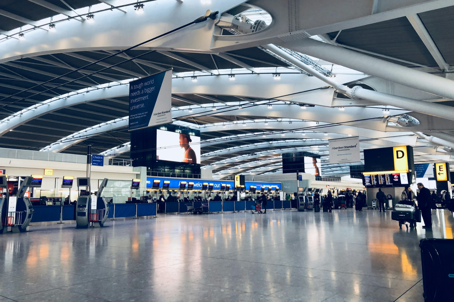 Local airport shuttle service in Bolingbrook, Airport shuttle service in Bolingbrook, Illinois, Airport Shuttle Service, from Stop & Go Limo Airport Shuttle Service.