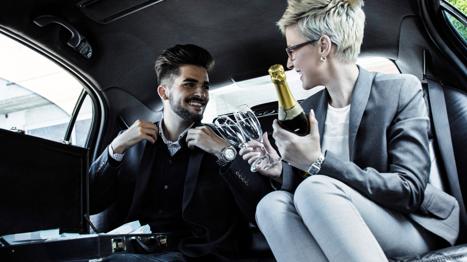 Local airport shuttle service in Montgomery, Limousine service in Montgomery, Illinois, Airport Shuttle Service, from Stop & Go Limo Airport Shuttle Service.