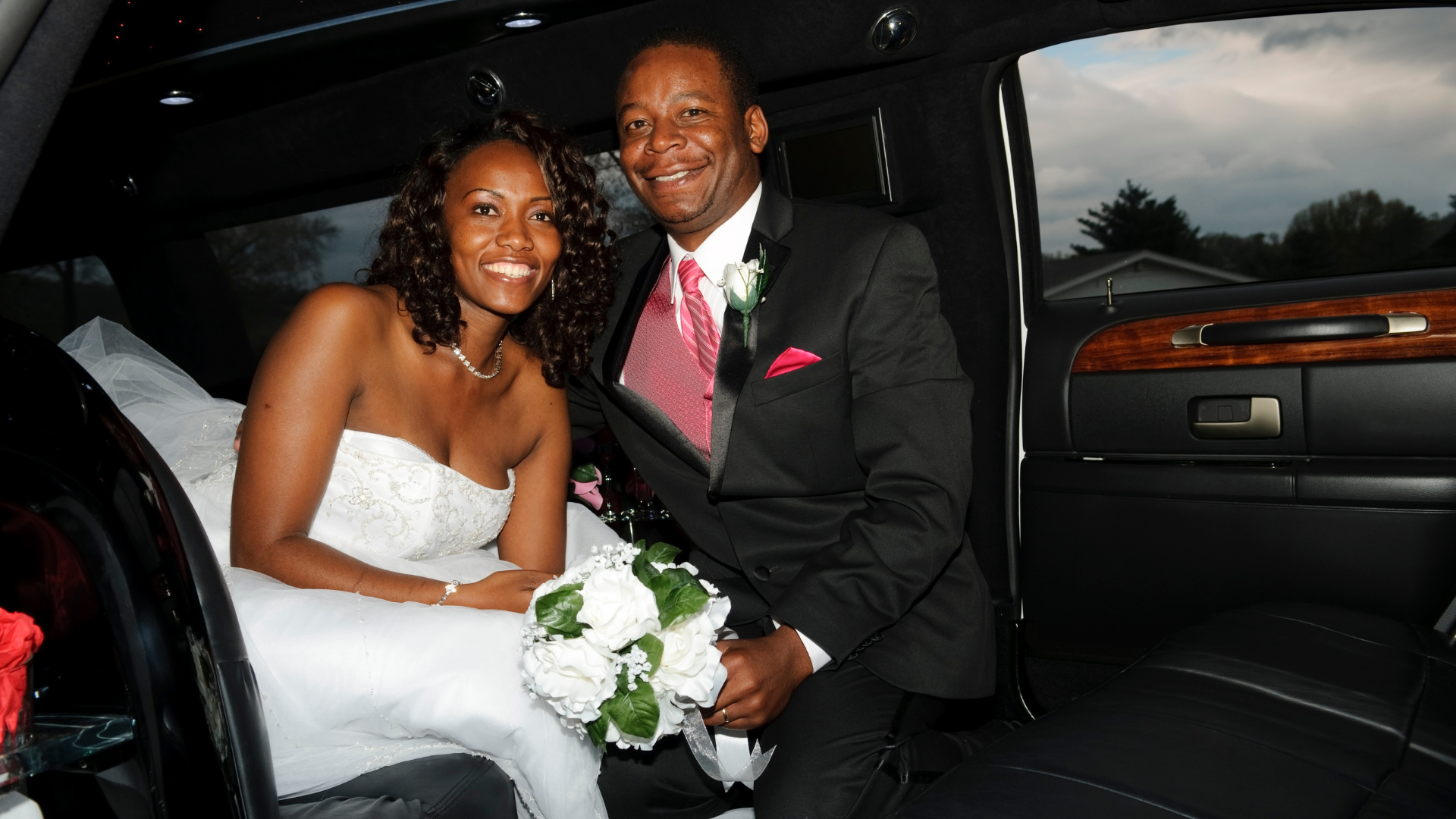 Local airport shuttle service in Romeoville, Wedding transportation in Romeoville, Illinois, Airport Shuttle Service, from Stop & Go Limo Airport Shuttle Service.