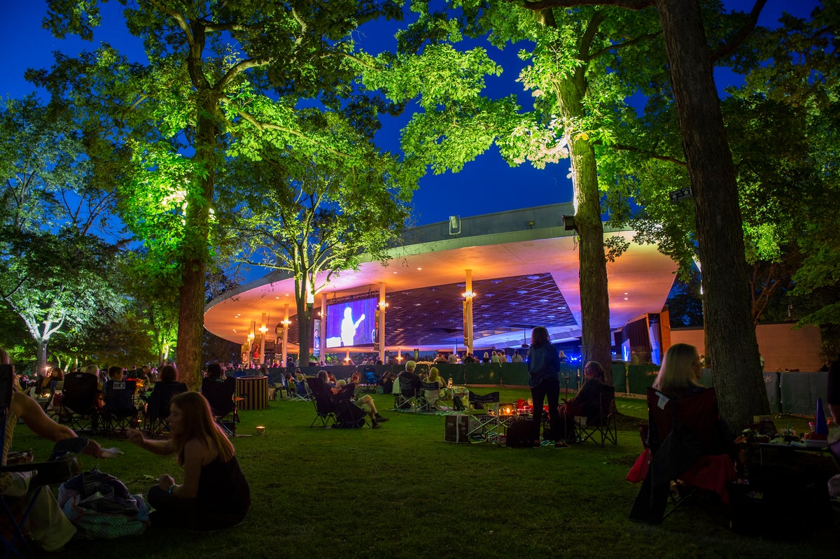 Ravinia Festival concert transportation in Highland Park